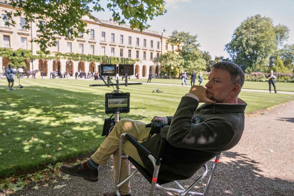 el joven sherlock entrevista guy ritchie