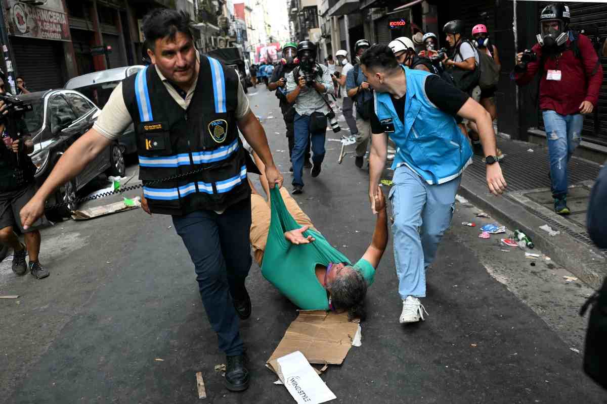 milei-limita-periodistas-para-cubrir-protestas-reforma-laboral