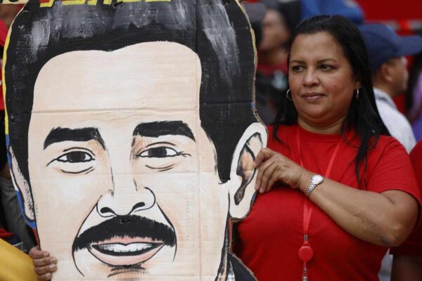 EU pide aplazar la audiencia contra Nicolás Maduro y su esposa; argumenta razonas logísticas y de intercambio de pruebas