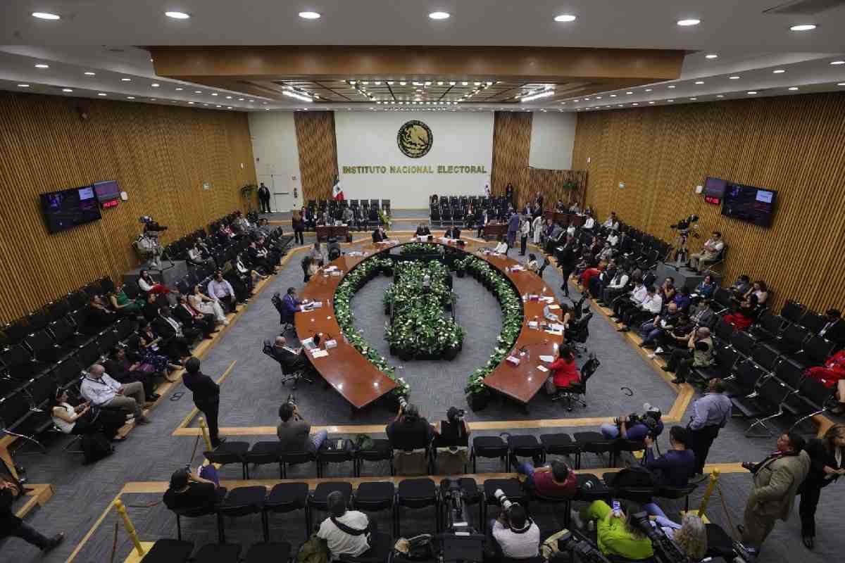 reducción gasto ine