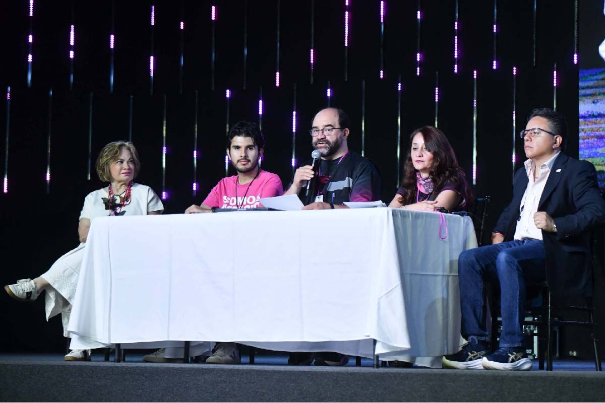 Somos México integra a exministros, activistas y artistas a su nuevo Consejo Consultivo independiente