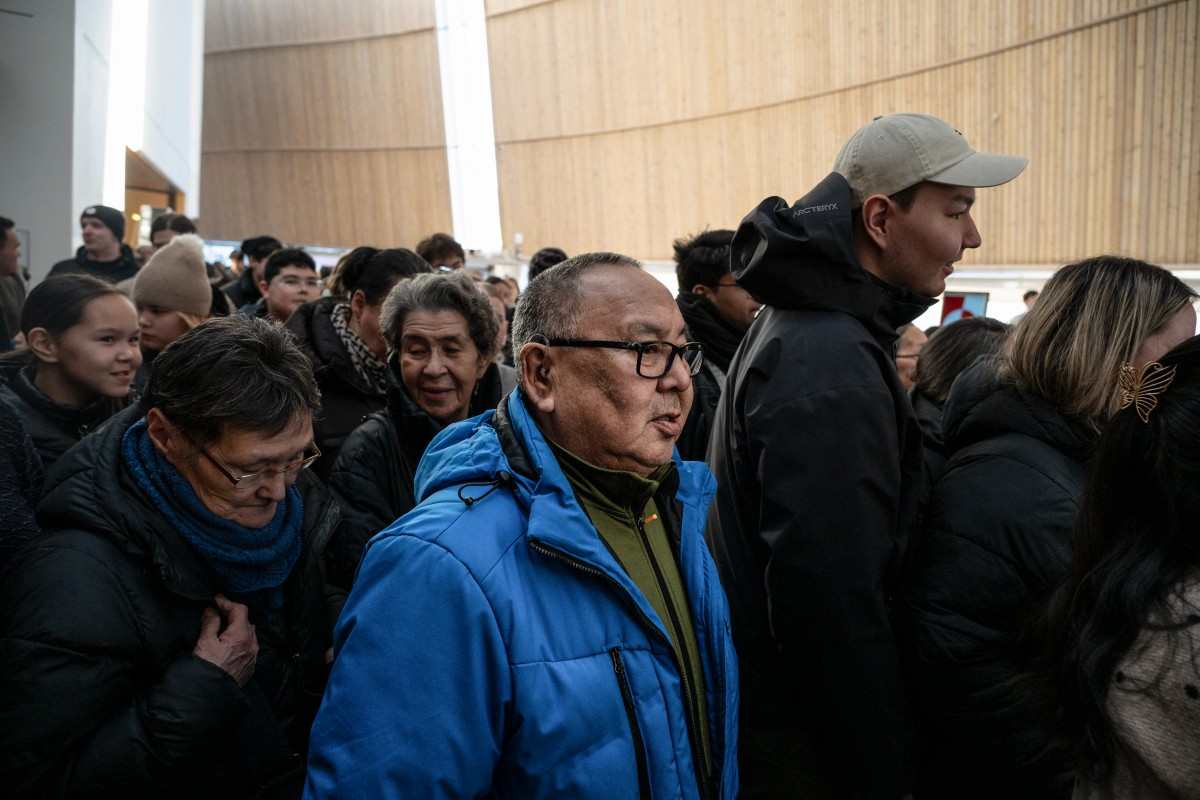 Trump envía barco hospital a Groenlandia; atenderá a “muchas personas enfermas” sin atención, afirma