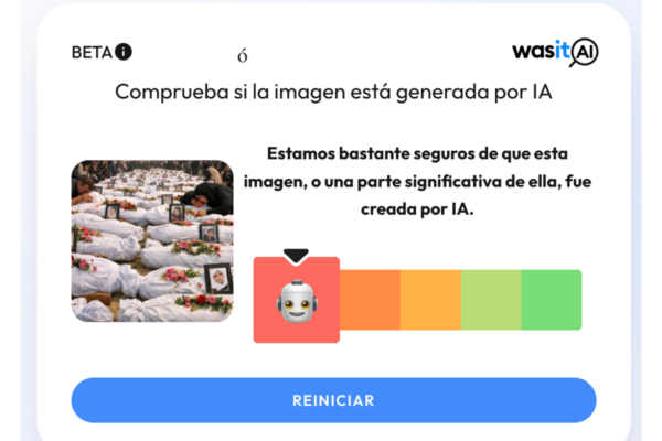  Aunque sí se llevó a cabo un funeral masivo por las víctimas del ataque a la escuela primaria femenina Shajareh Tayyebeh, es falso que esta imagen corresponda a tales hechos. 