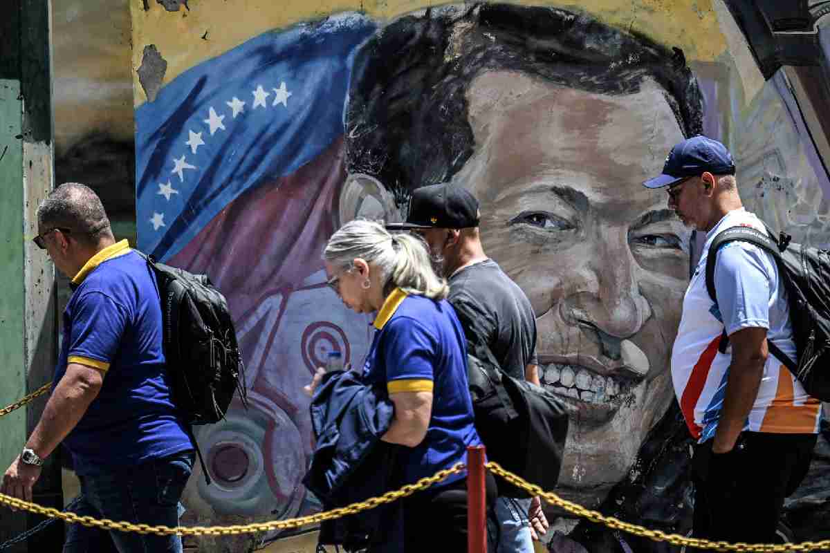 Estados Unidos y Venezuela acuerdan restablecer relaciones diplomáticas