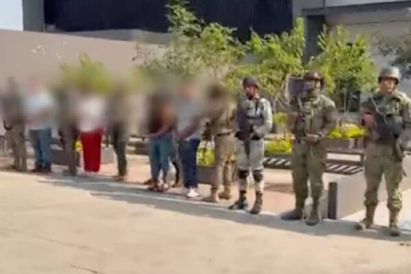 Inicia Operativo Enjambre en Morelos: detienen a tres funcionarios de Amacuzac por presunta extorsión