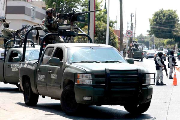 Vigilancia funeral Mencho