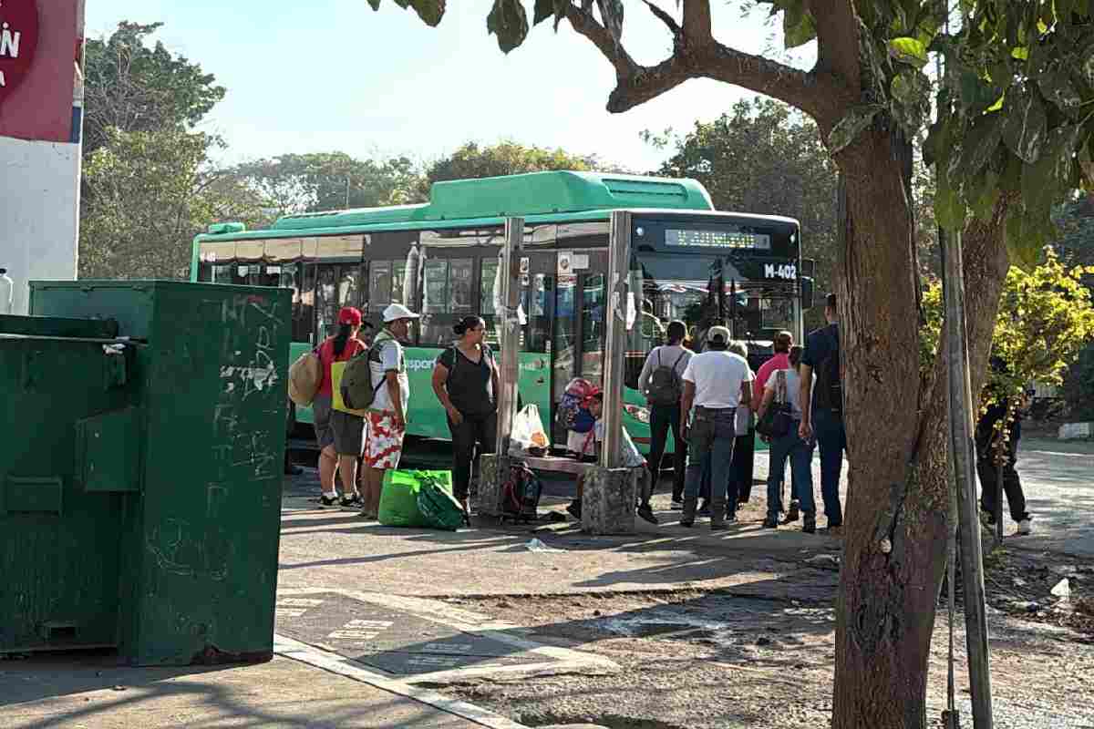 Estudiantes logran en Jalisco frenar obligación de ceder datos para el subsidio de transporte público tras el aumento tarifario