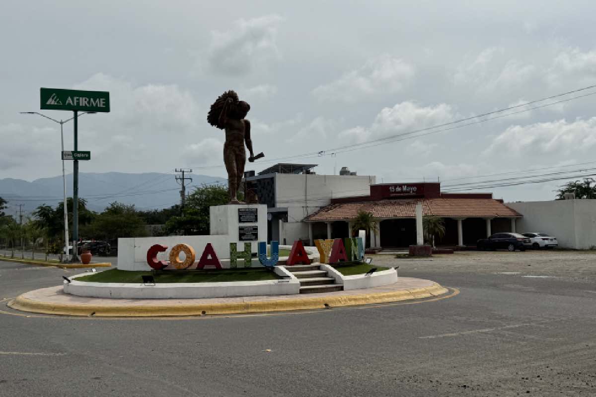 coahuayana-coche-bomba-narco-animal-politico-9