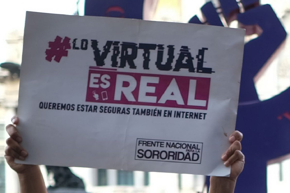 colectivo-dlr-inhabilita-miles-grupos-contenido-intimo-animal-politico-5