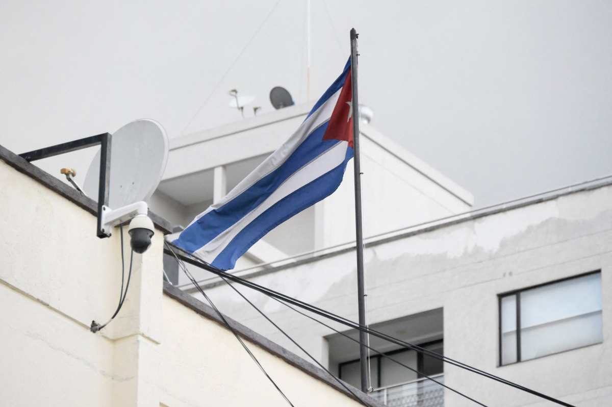 ecuador embajada cuba