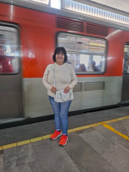 Leonas en Manada, mujeres que venden en el Metro y buscan que sus derechos laborales sean reconocidos